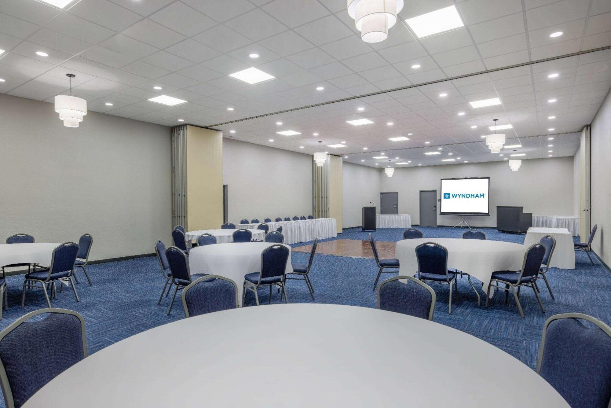Wingate By Wyndham Wichita Airport酒店 外观 照片