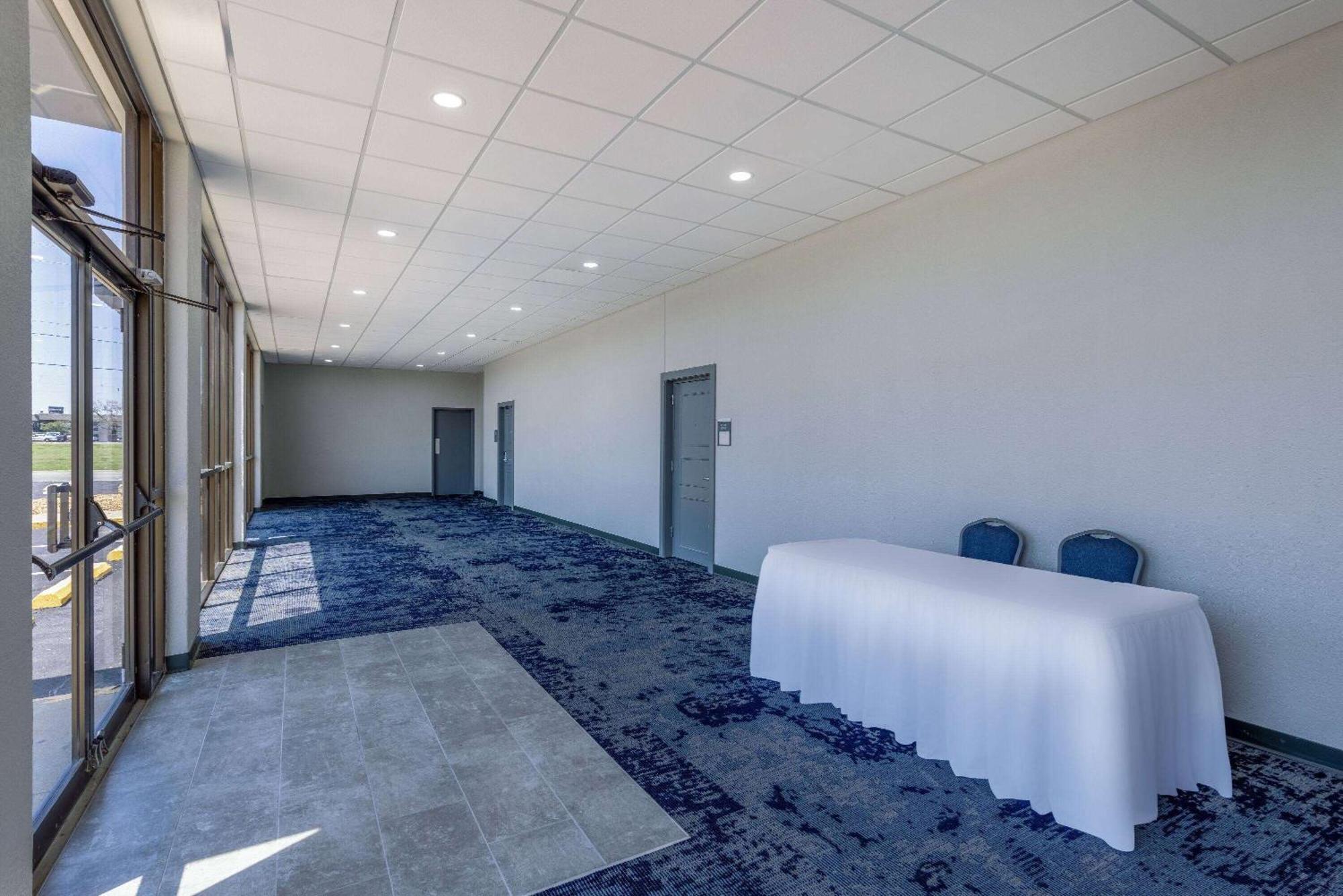 Wingate By Wyndham Wichita Airport酒店 外观 照片