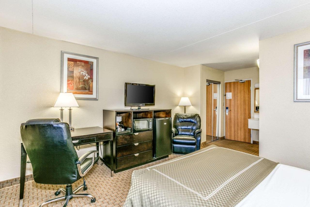 Wingate By Wyndham Wichita Airport酒店 外观 照片