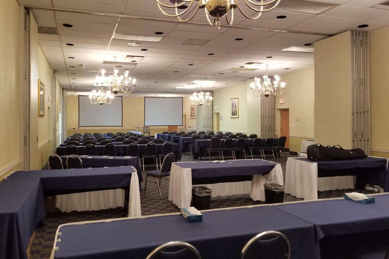 Wingate By Wyndham Wichita Airport酒店 外观 照片